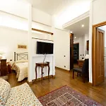 Altobelli Apartmán *