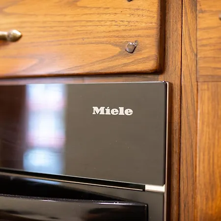 Altobelli Apartment *